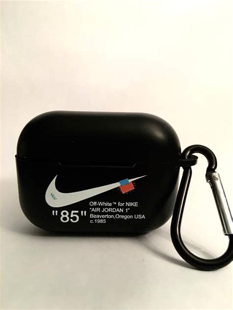 airpods 3 hülle nike|Amazon.com: Nike Airpod Case